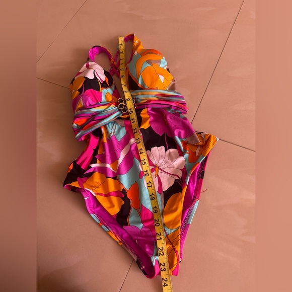 TRINA TURK Gemini Halter Plunge Top One Piece Swimsuit Multicolor Size 10 - Picture 12 of 16